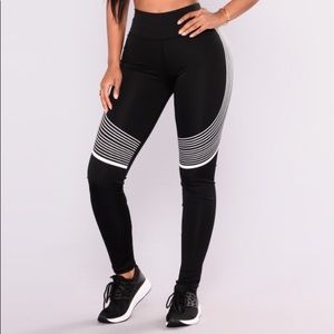 Run hard active Leggings (black/ white)